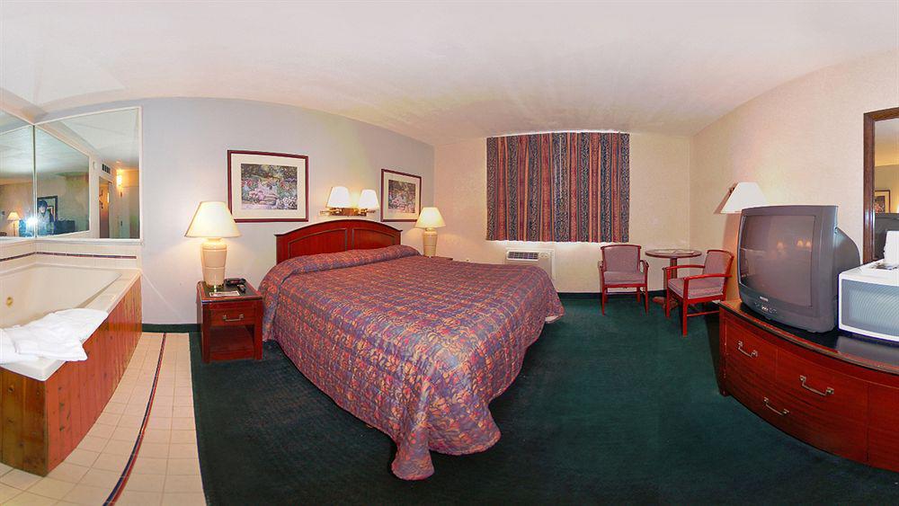 Travelodge By Wyndham Jackson Exterior photo